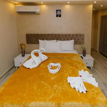Venus Pyramids Inn - Top Roof Access W Free Break Fast Kafret el-Gabal Exterior photo