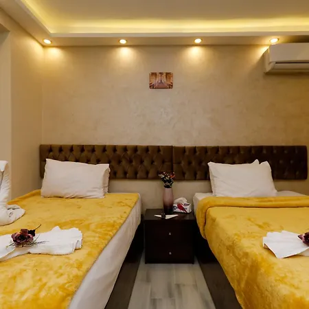 Venus Pyramids Inn - Top Roof Access W Free Break Fast Kafret el-Gabal Exterior photo