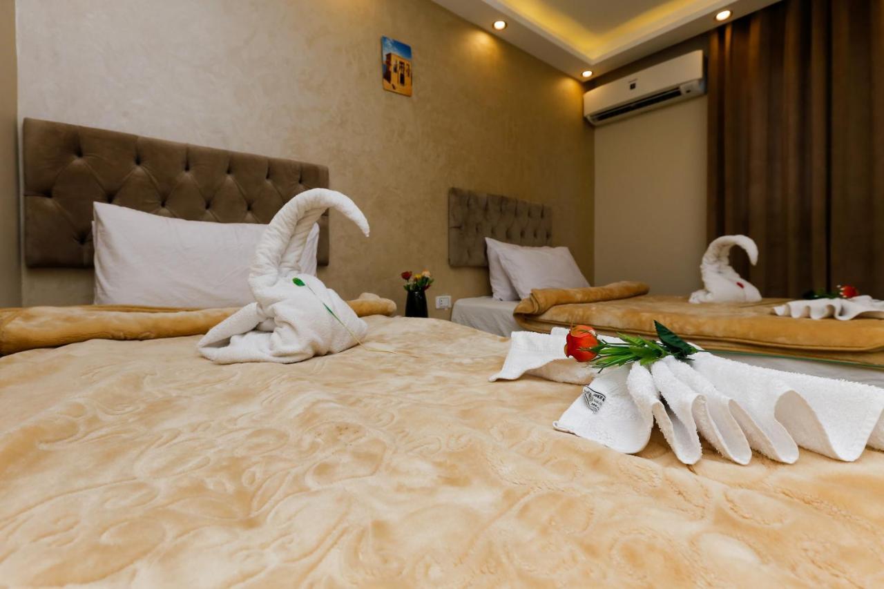 Venus Pyramids - Roof Access W Free Break Fast Kafret el-Gabal